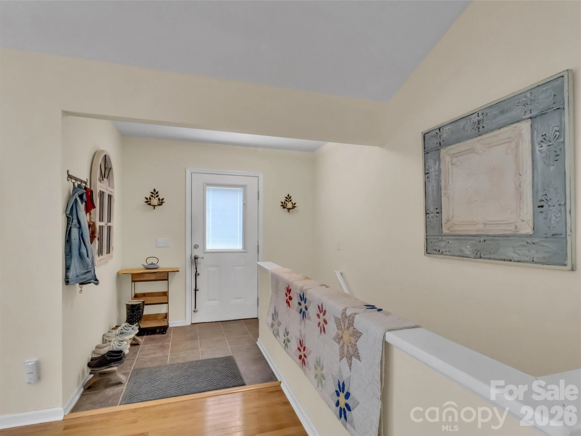 228 Crescent Drive - Photo 5