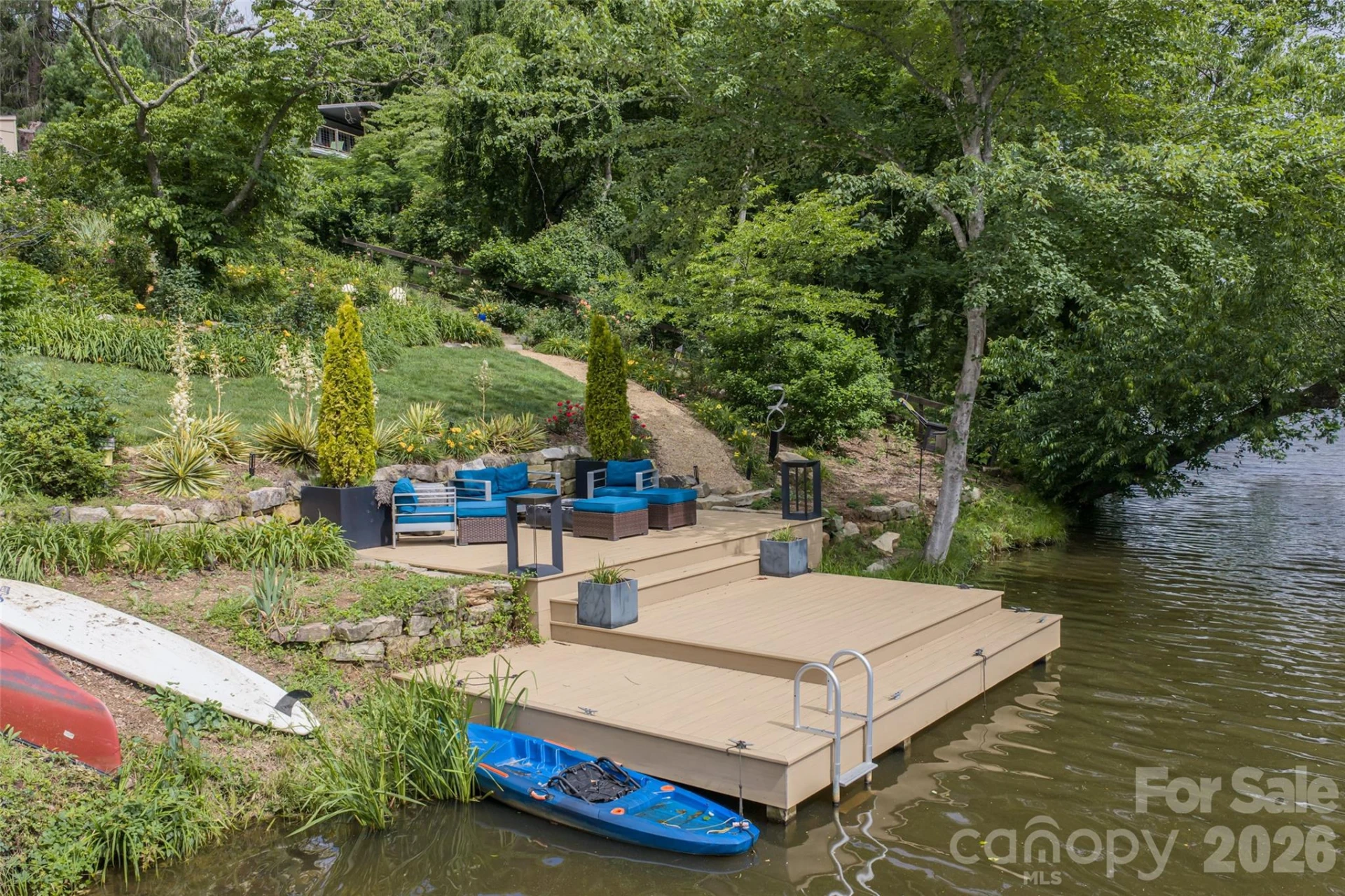 305 Lakewood Drive - Photo 44