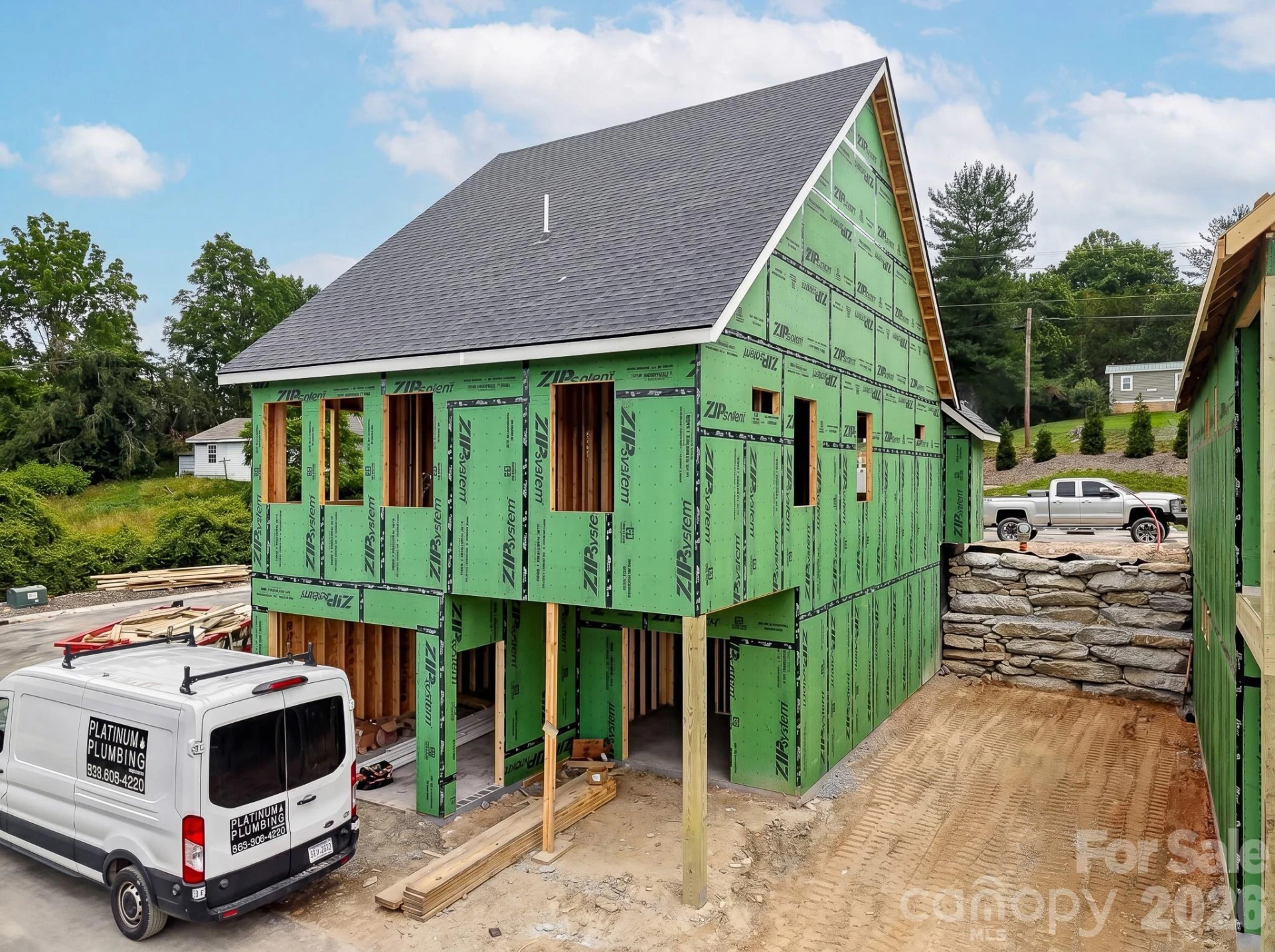 165 Martha Avenue - Photo 2