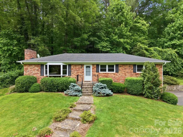 22 Mayfair Drive, Candler, NC, 28715