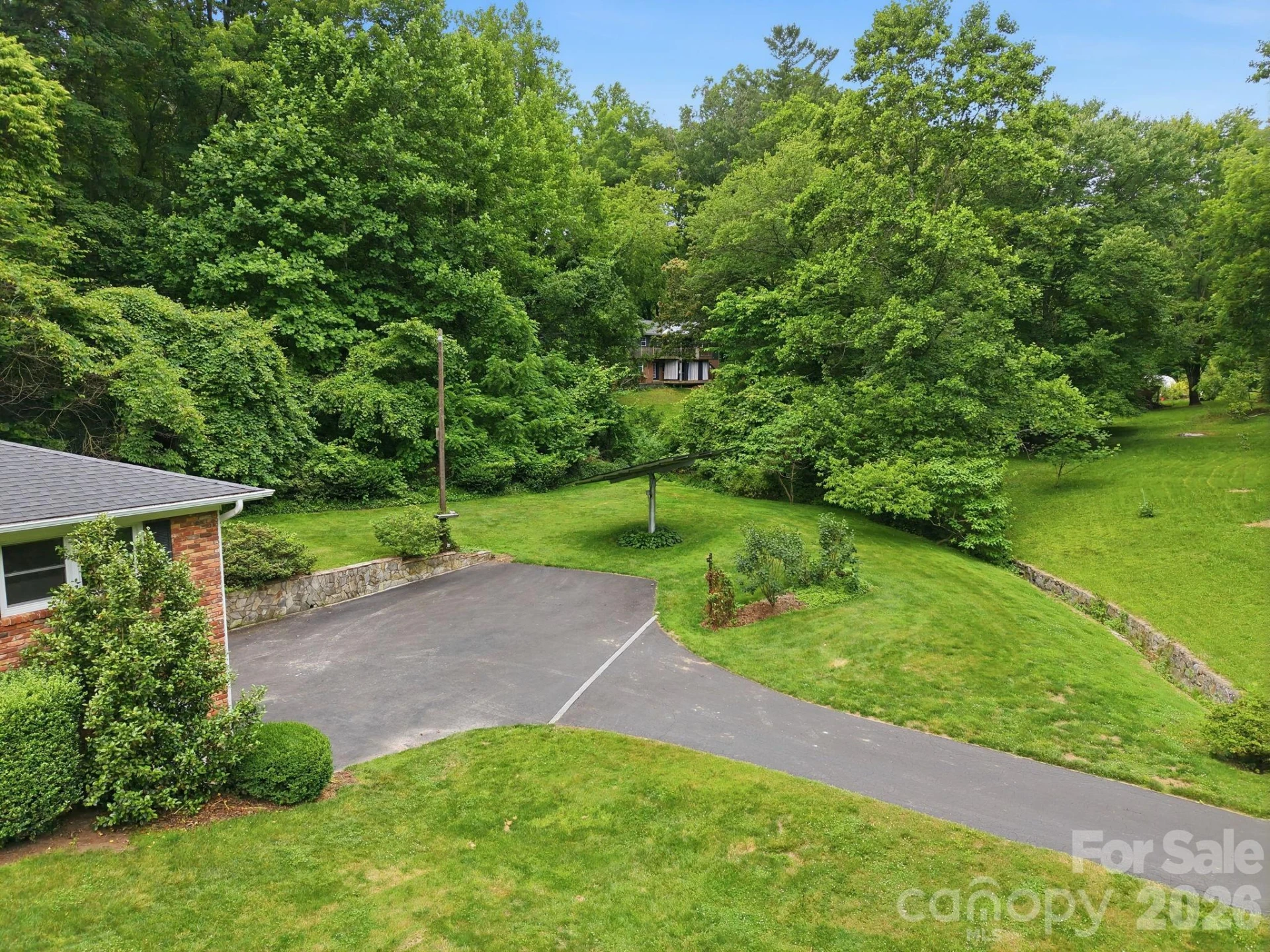 22 Mayfair Drive - Photo 7