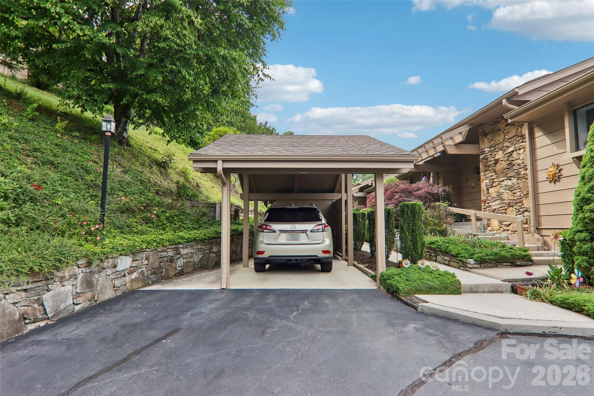 138 Woodbridge Drive - Photo 7