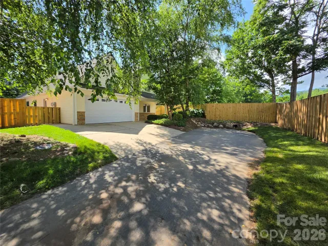 45 Beekeeper Trail, Swannanoa, NC, 28778