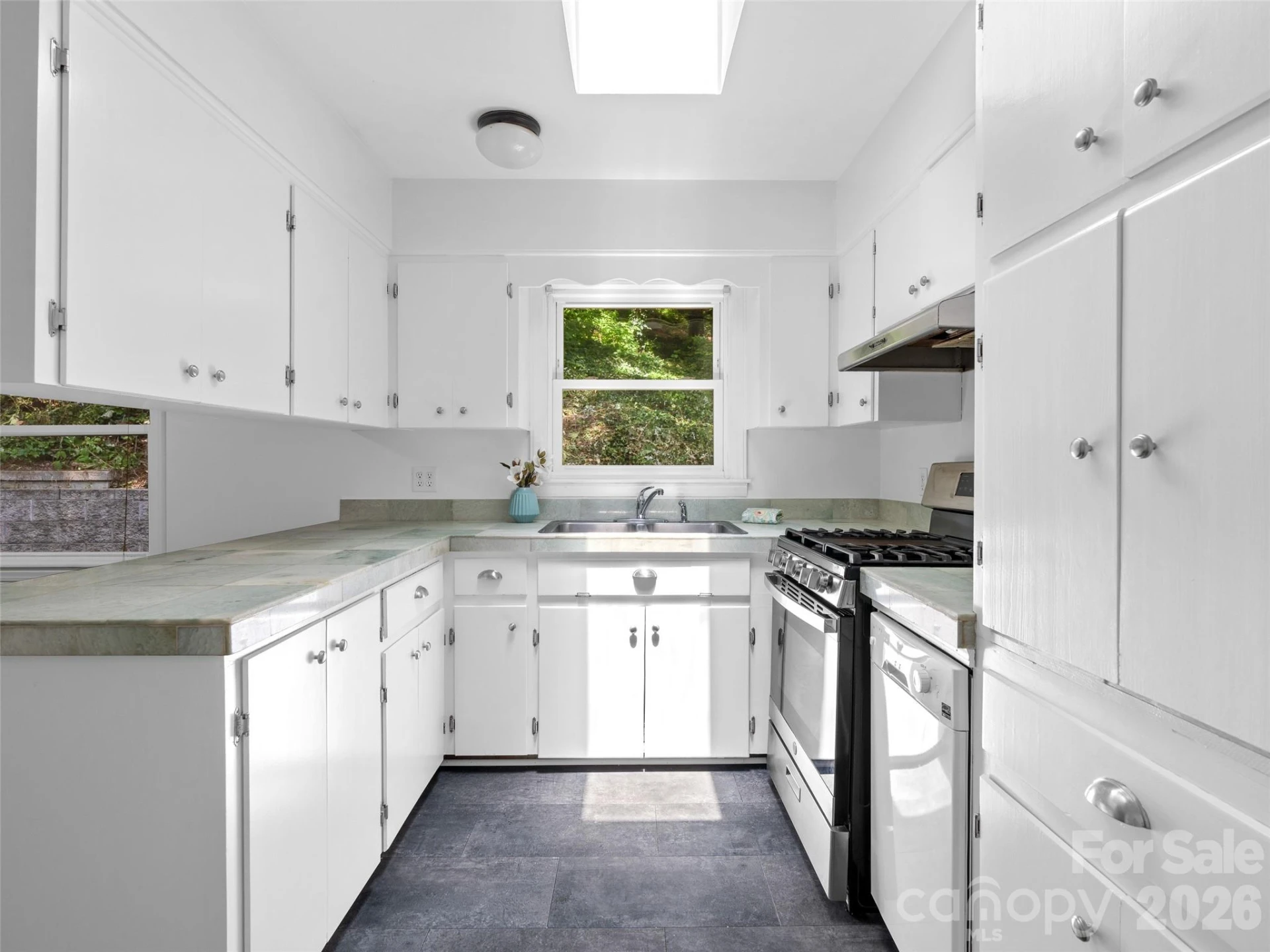 41 Pinehurst Road - Photo 8