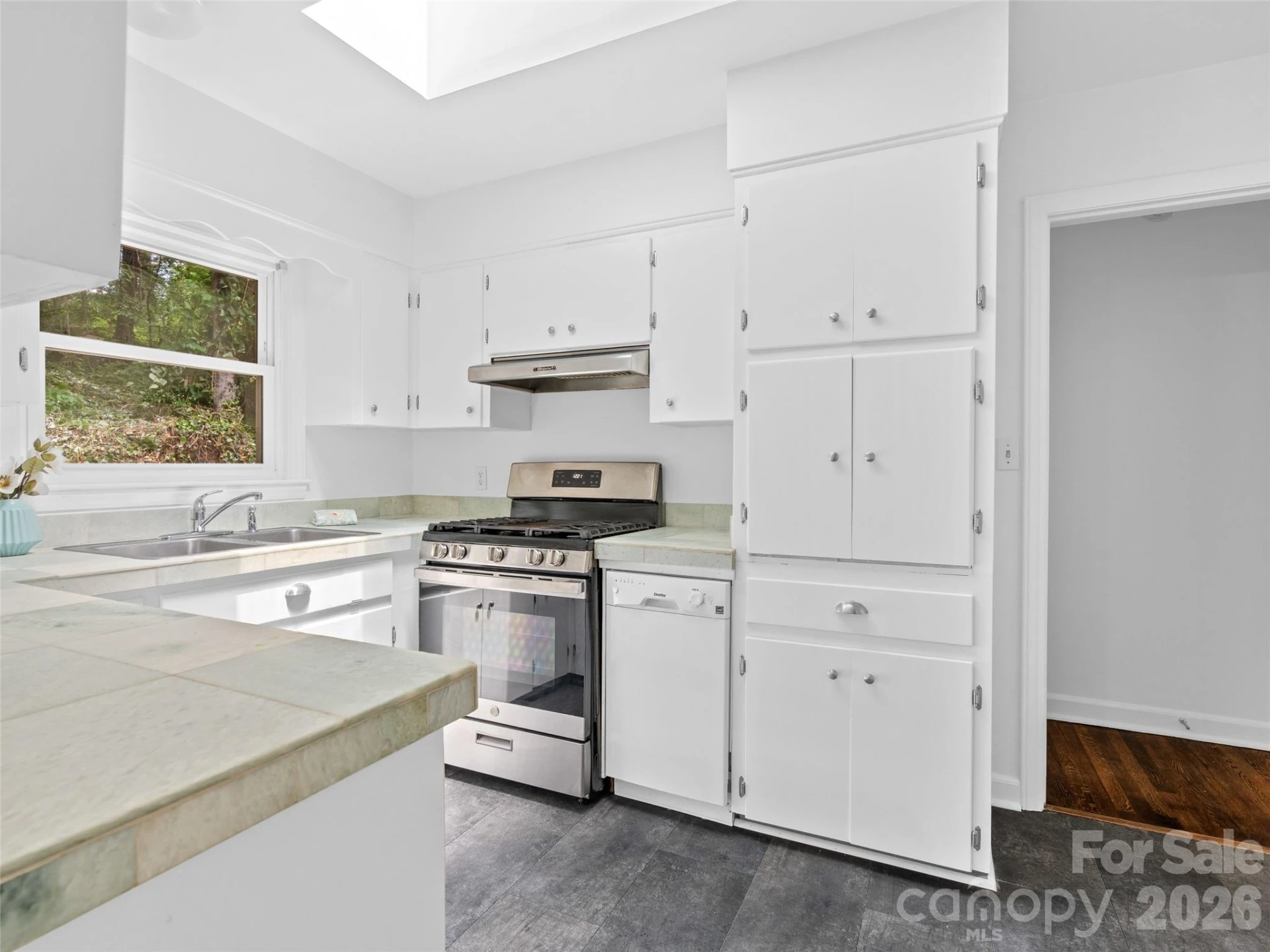 41 Pinehurst Road - Photo 10