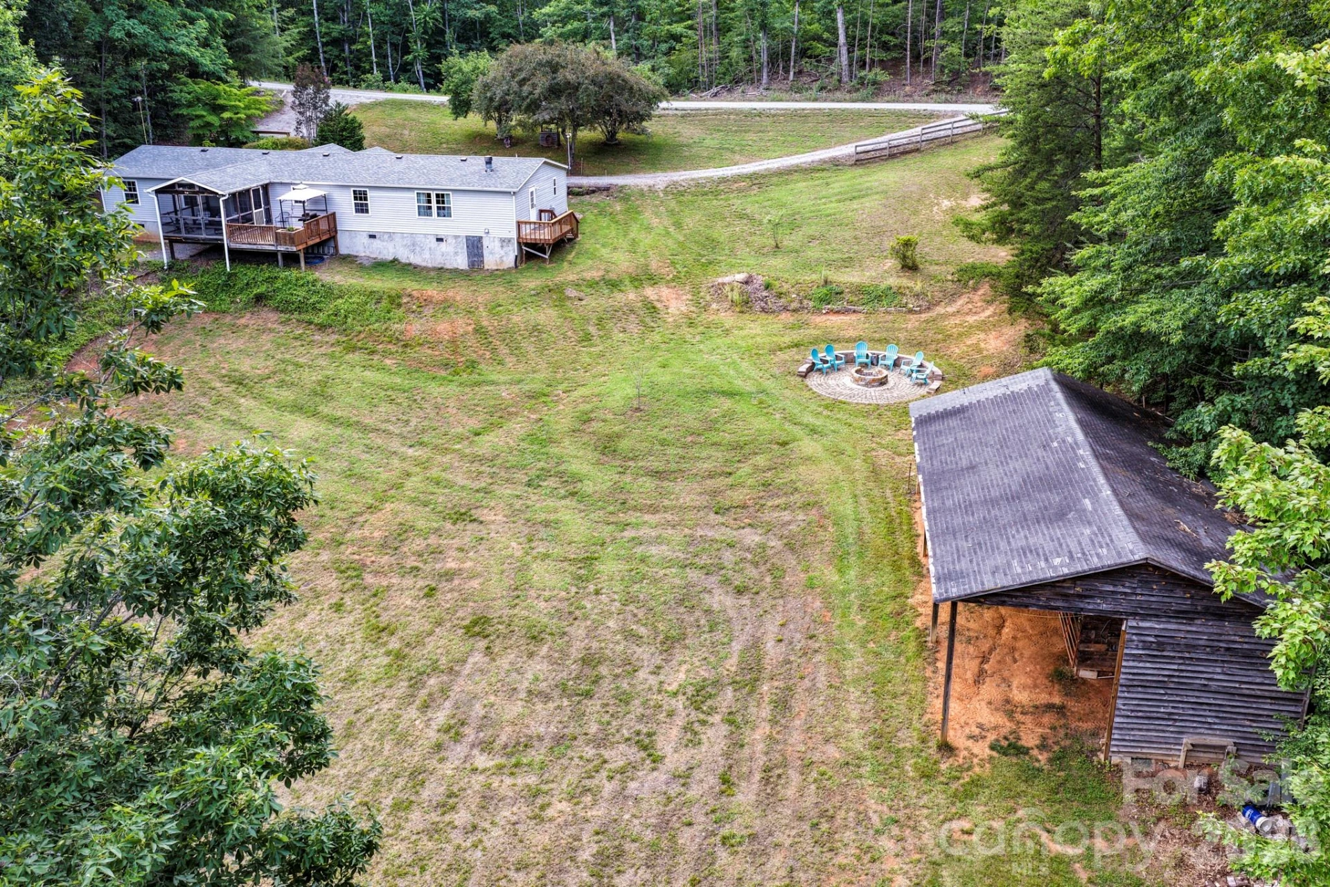 241 Ridgecrest Drive - Photo 2