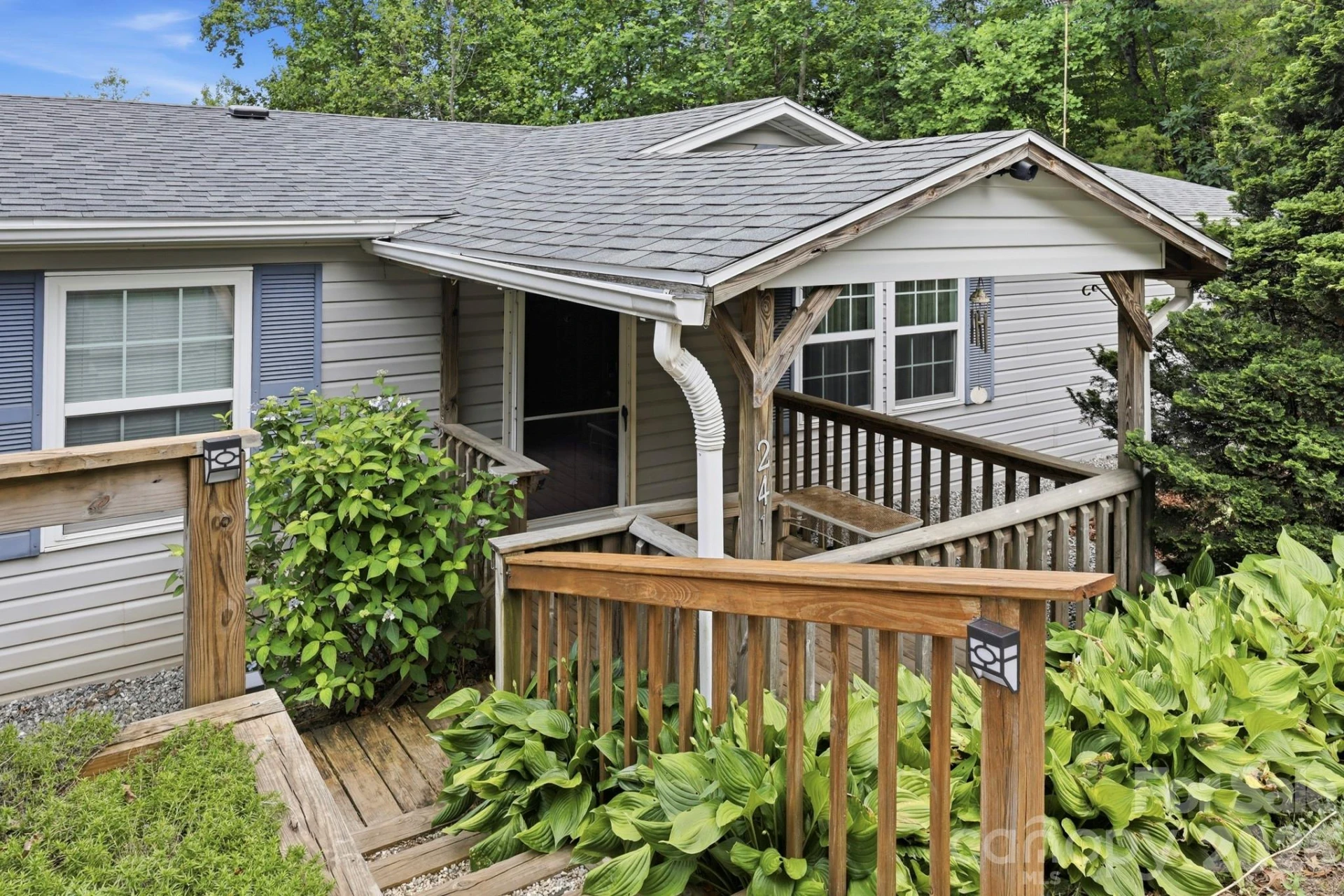 241 Ridgecrest Drive - Photo 7