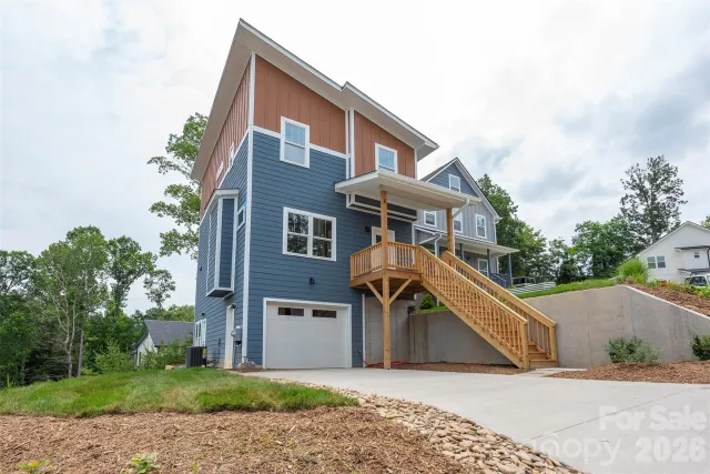 6 Berry Crest Lane, Arden, NC, 28704