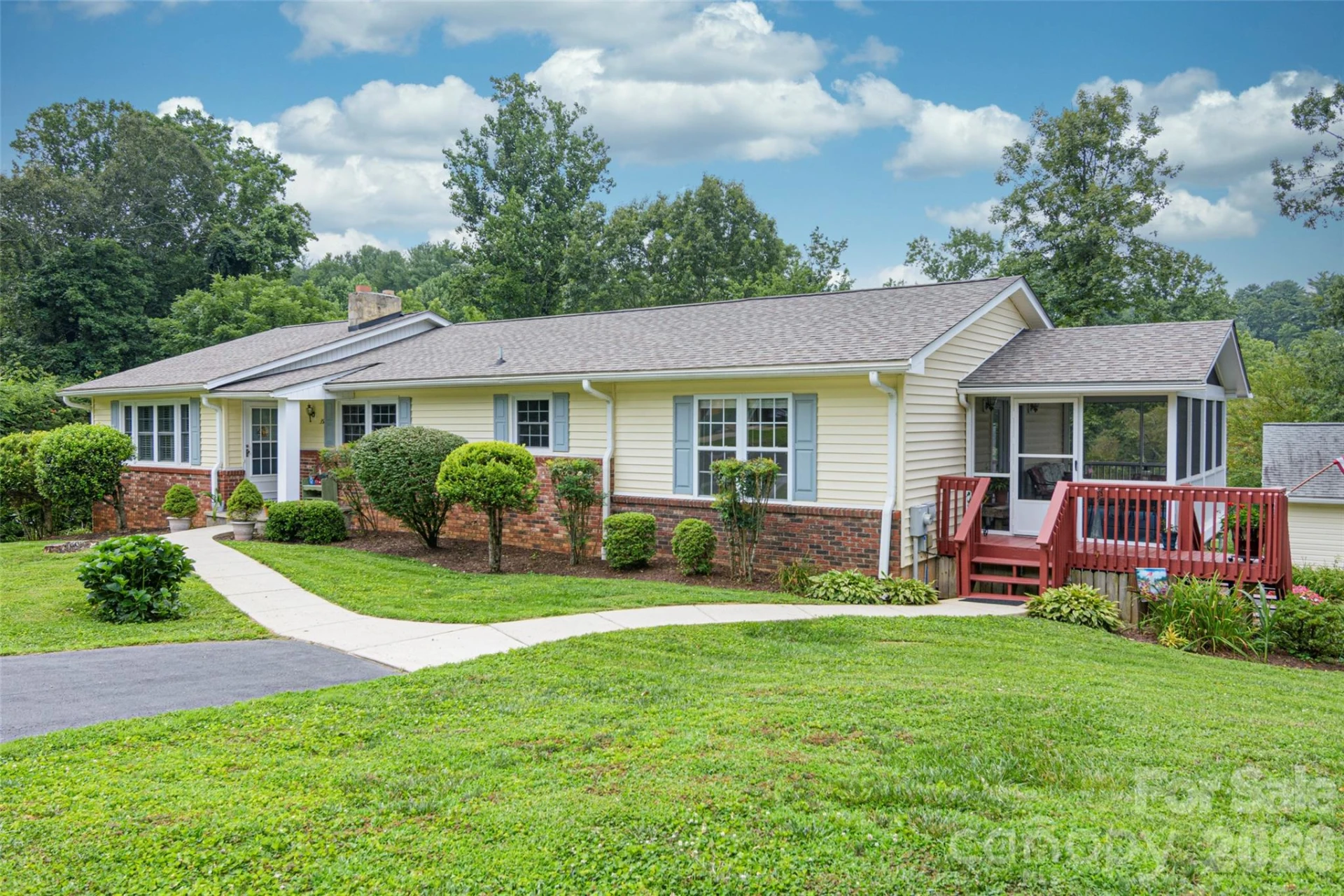352 Cedar Lane - Photo 2