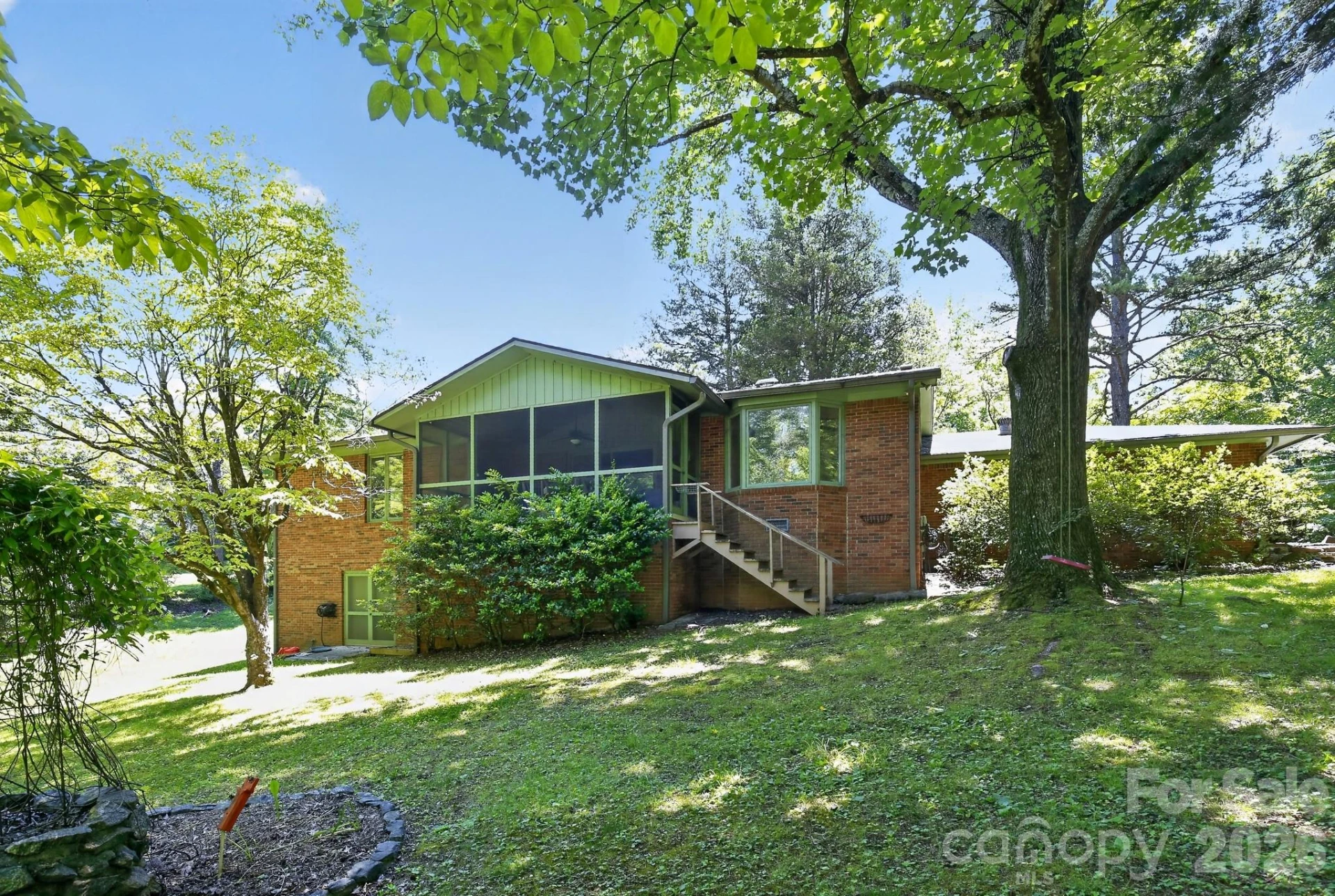 186 Catherine Drive - Photo 36