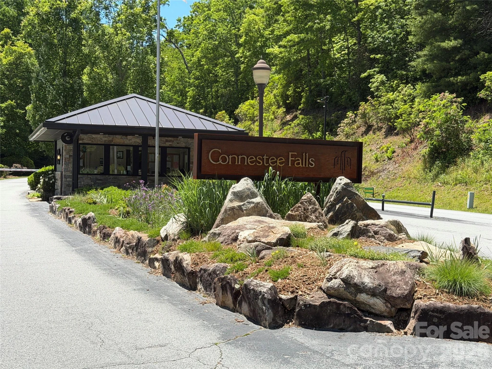 558 Middle Connestee Trail - Photo 44