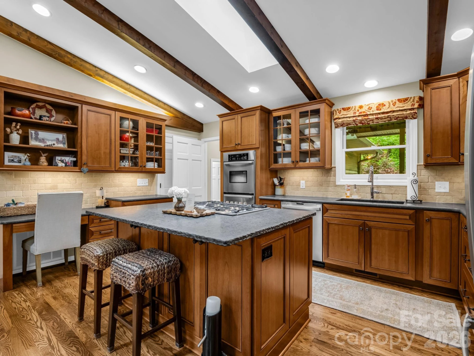 558 Middle Connestee Trail - Photo 10