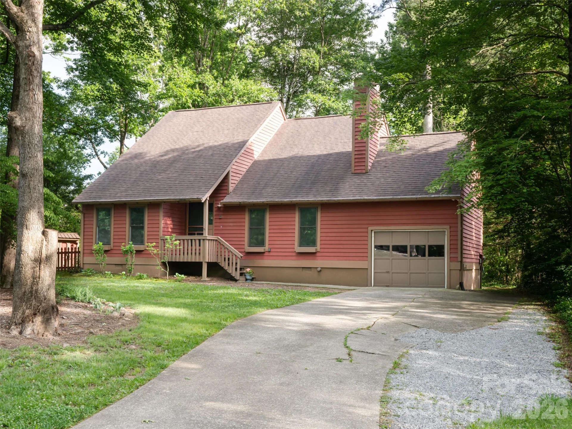 1 Oak Leaf Drive - Photo 2