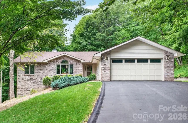 1820 Riverview Court