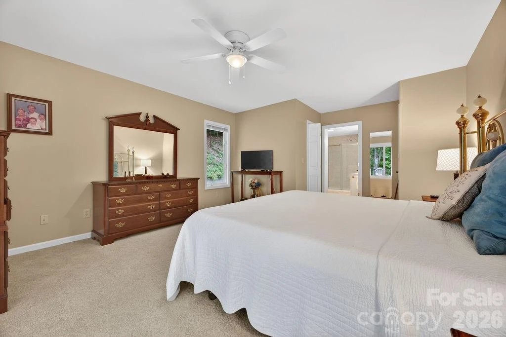 1820 Riverview Court - Photo 13