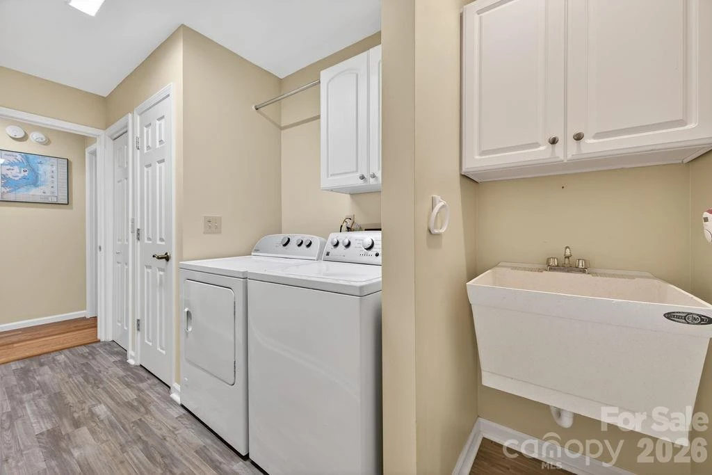 1820 Riverview Court - Photo 16