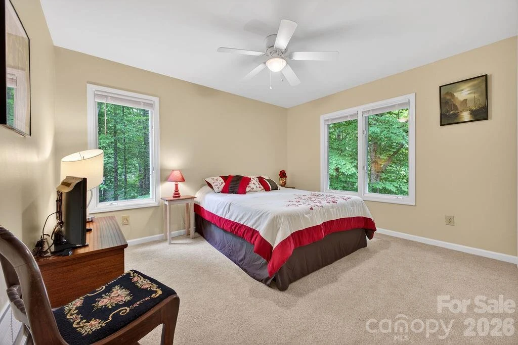 1820 Riverview Court - Photo 17