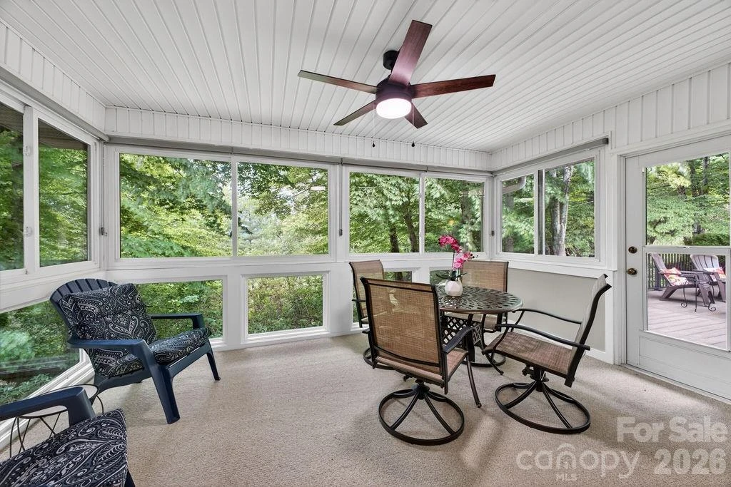 1820 Riverview Court - Photo 7