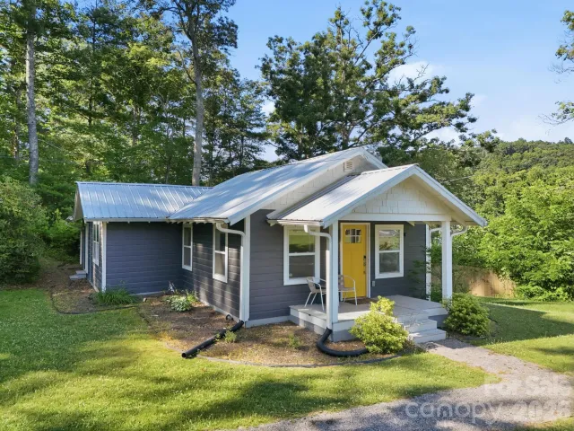 15 Old Fort Road, Fairview, NC, 28730