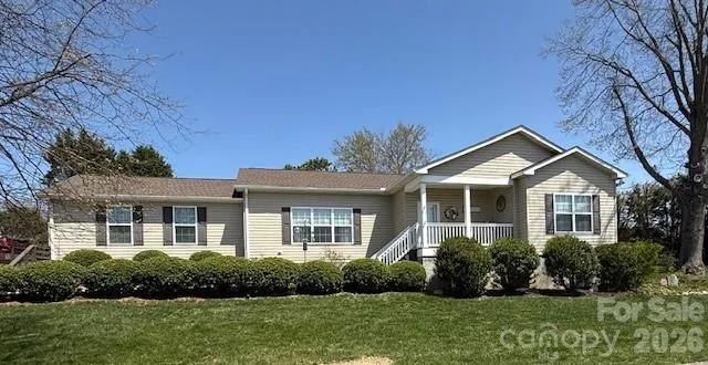 34 Middle Street, Hendersonville, NC, 28792