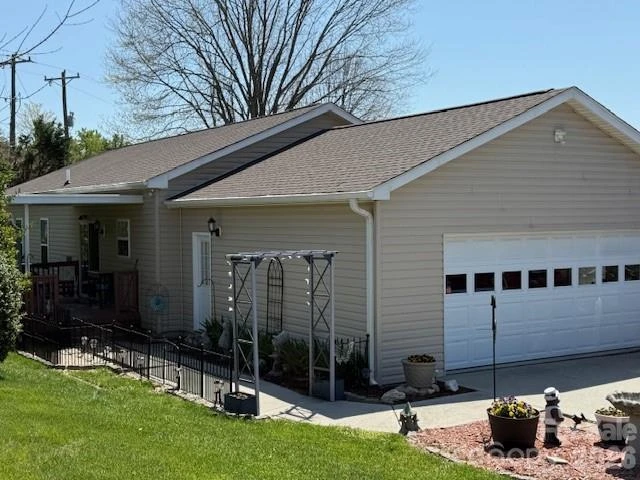 34 Middle Street - Photo 4