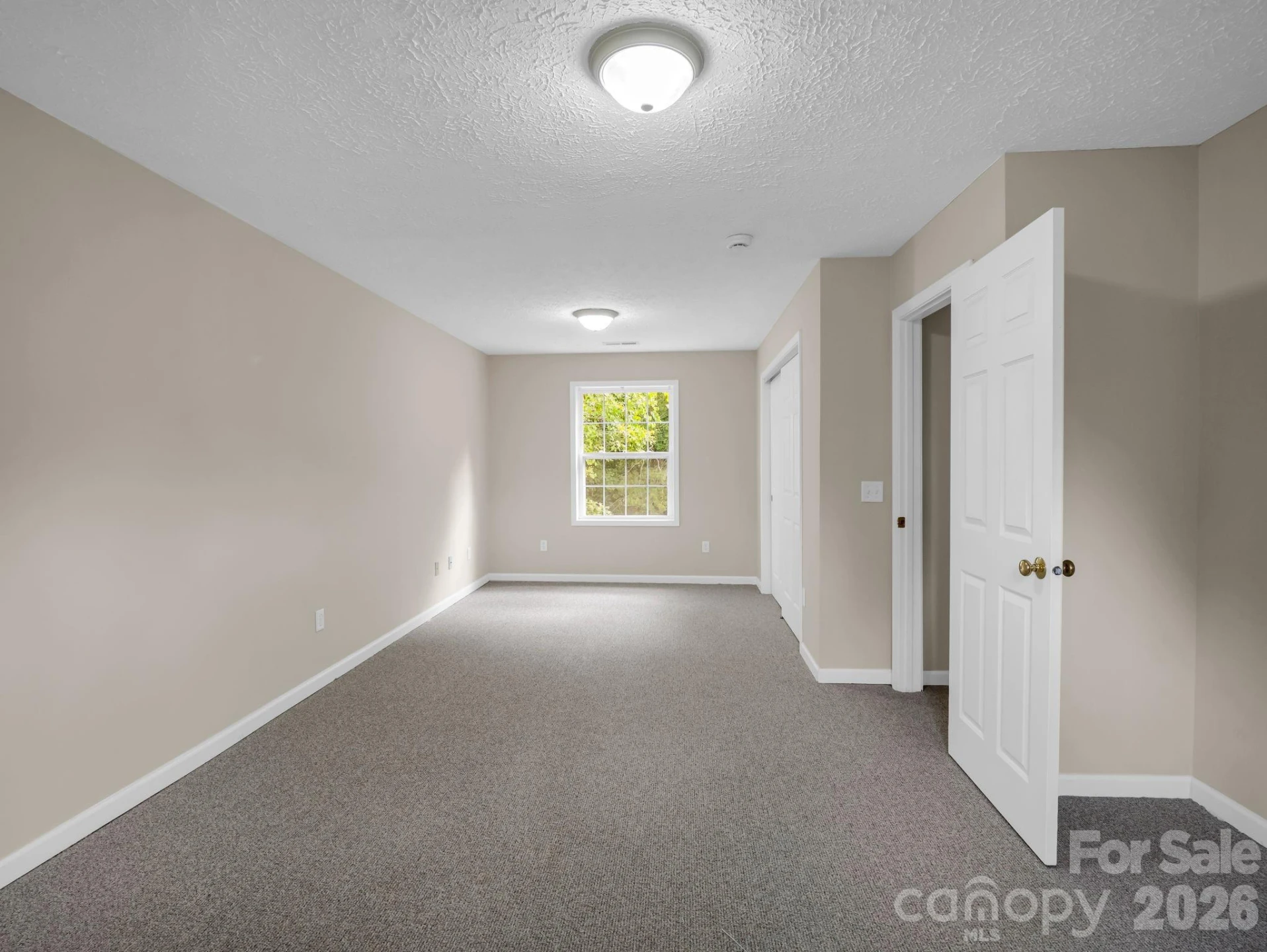 271 Collinsville Road - Photo 36