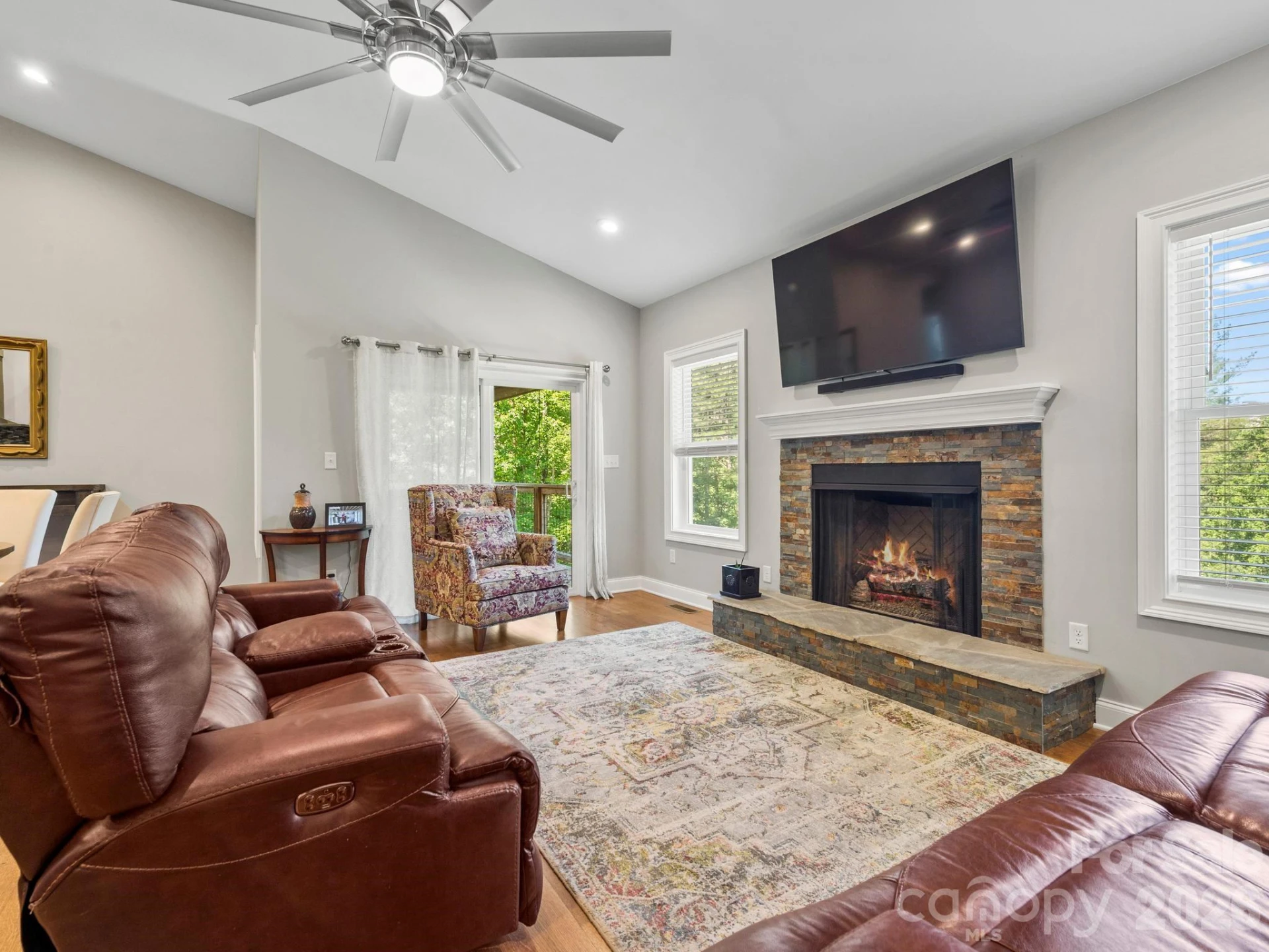 154 & 156 Dogwood Drive - Photo 5