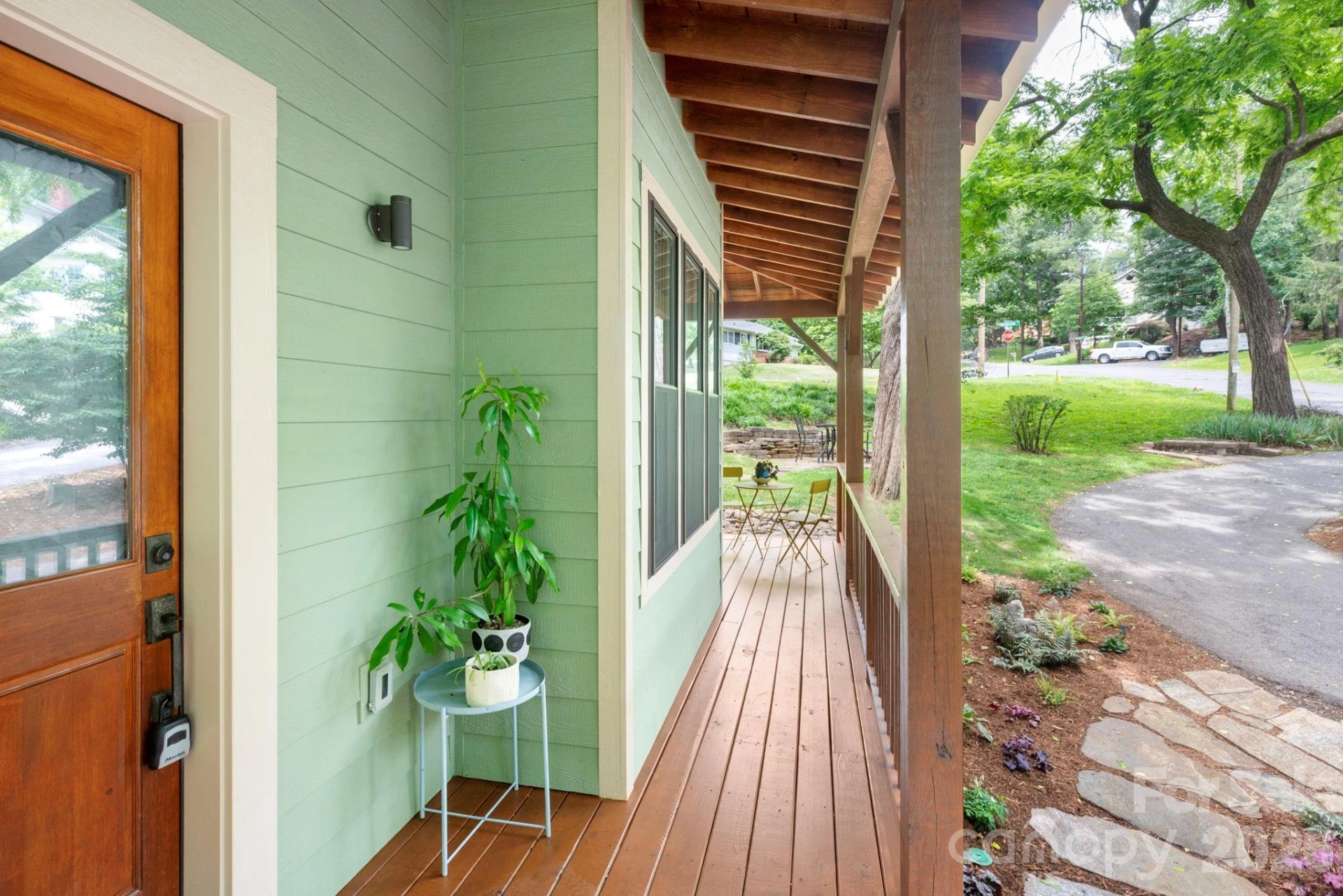 174 Morningside Drive - Photo 3