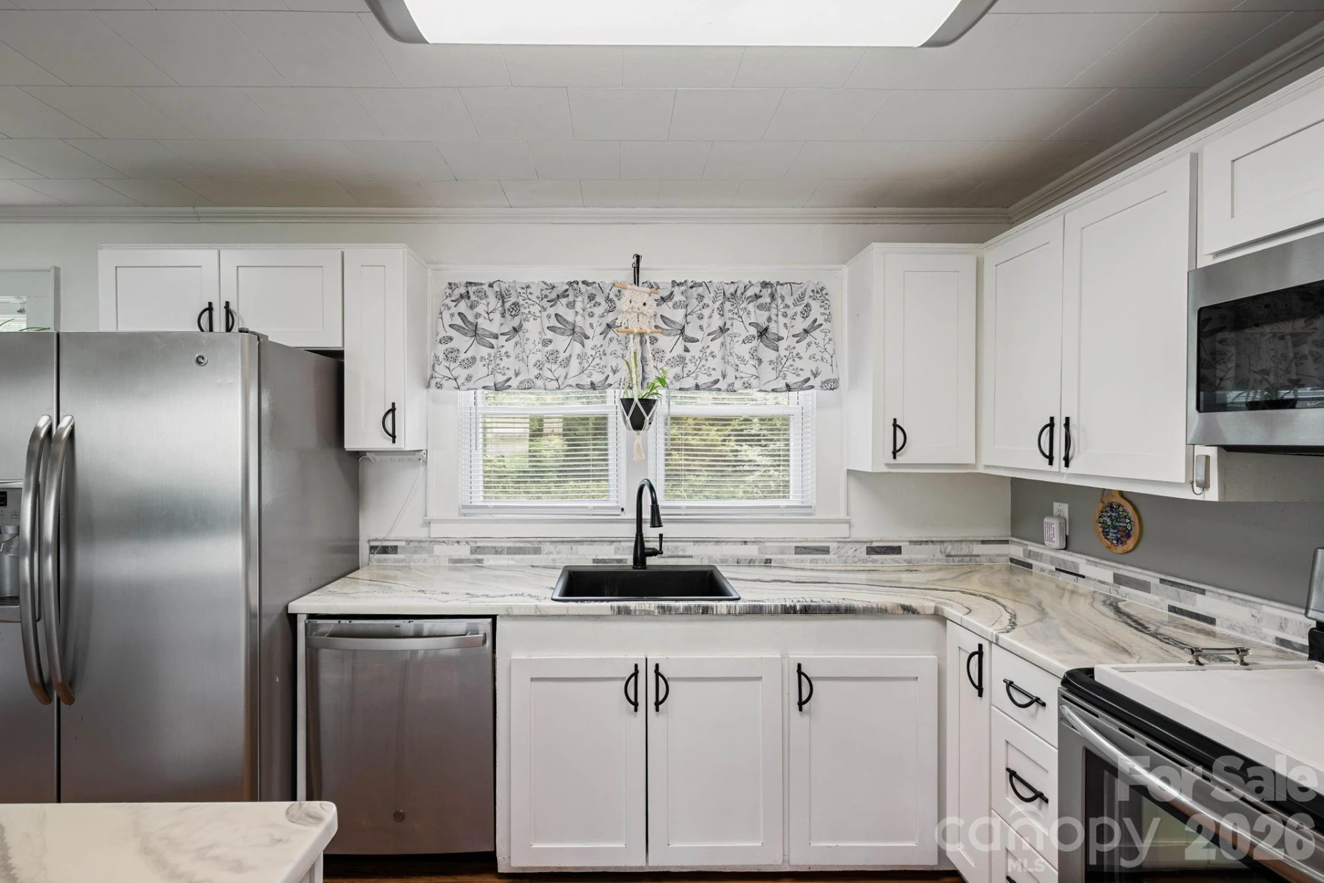 1674 Harris Henrietta Road - Photo 9