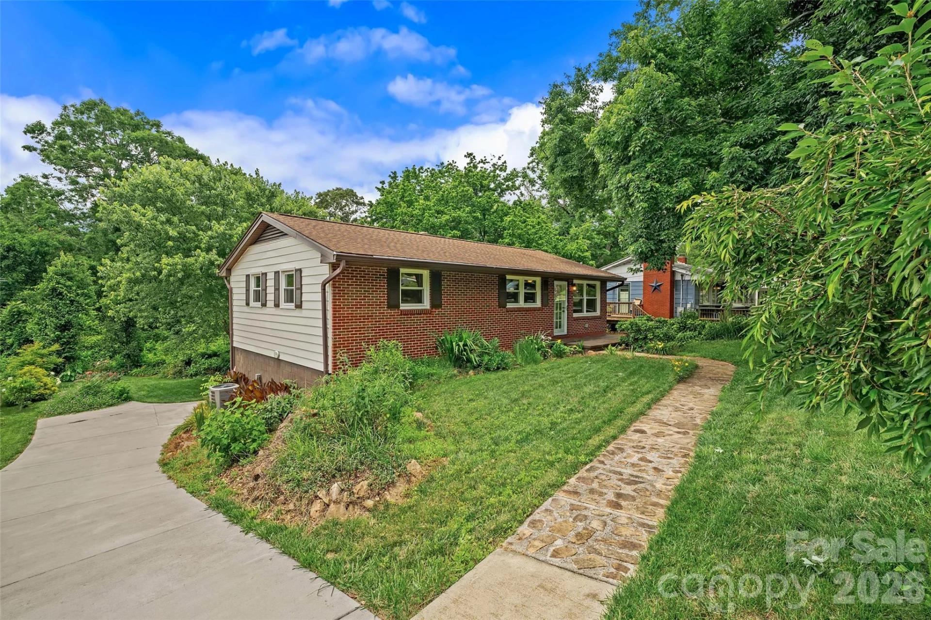 154 Richmond Hill Drive