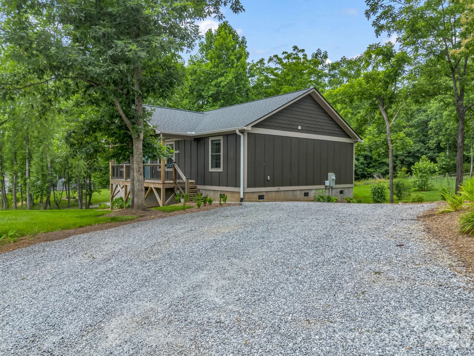 100 Walt Drive - Photo 4
