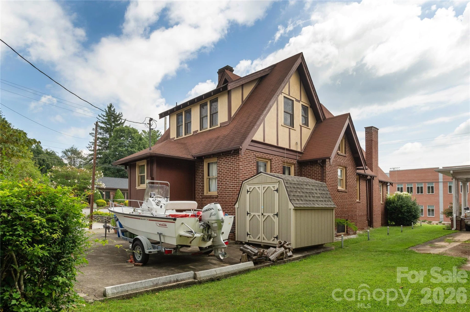 831 Oakland Street - Photo 2