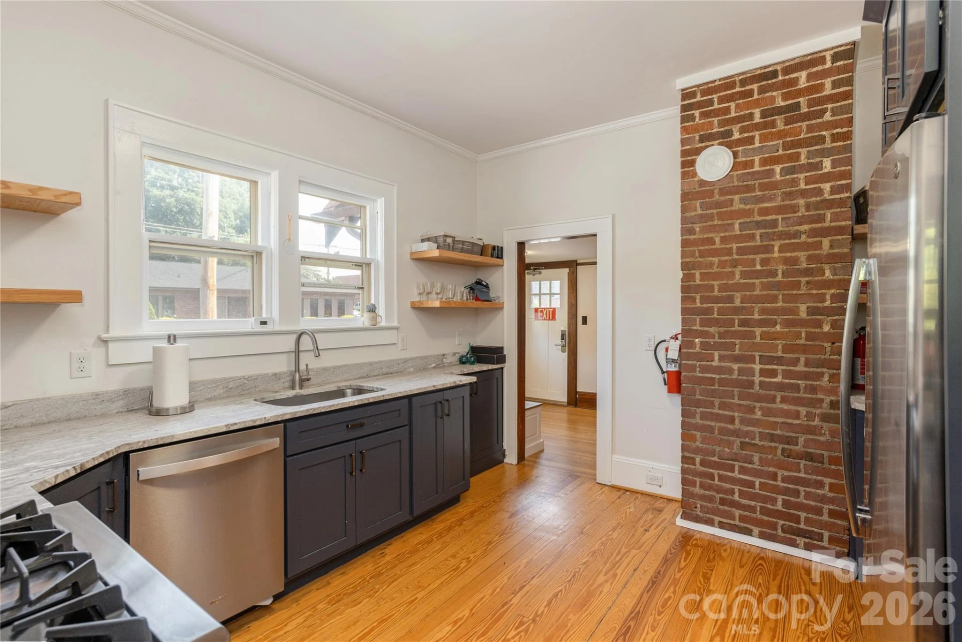 831 Oakland Street - Photo 9
