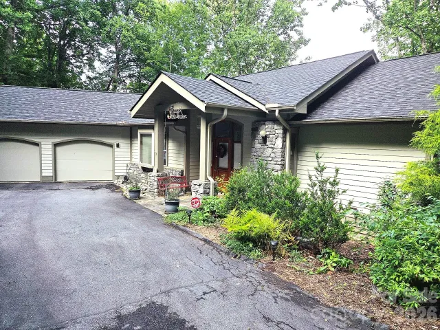 1015 High Vista Drive, Mills River, NC, 28759