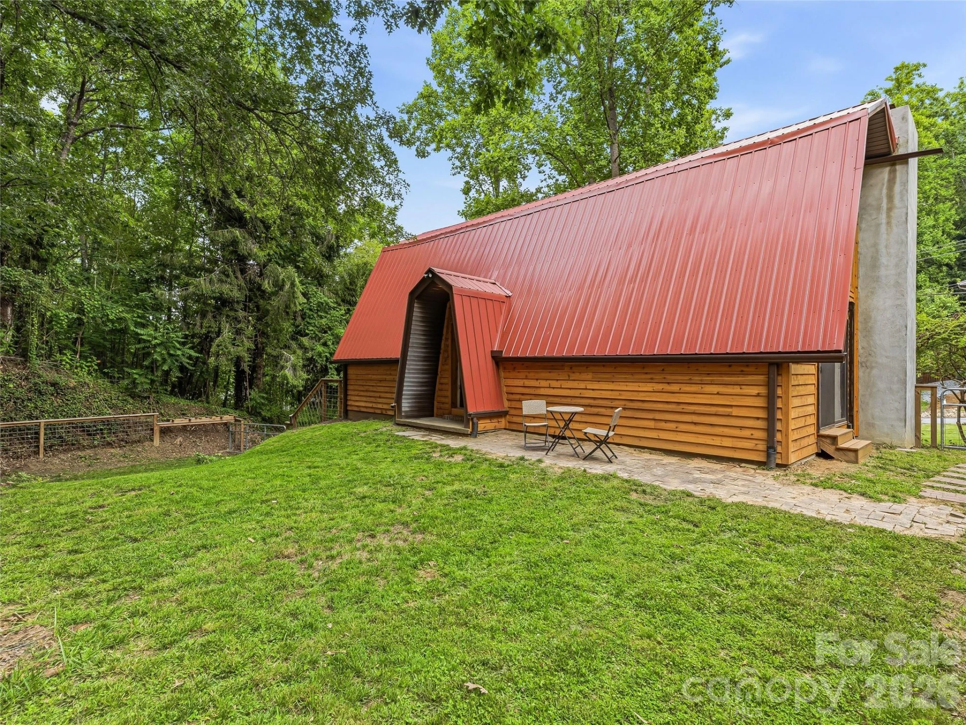 355 London Road - Photo 24