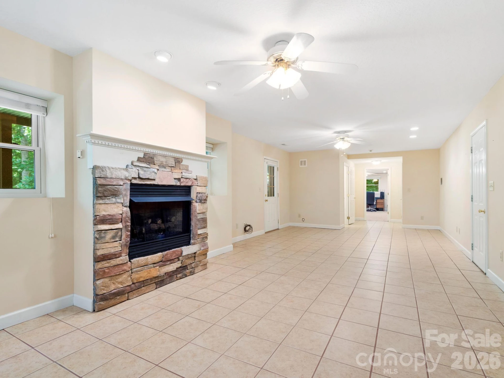 11 Robin Lane - Photo 28