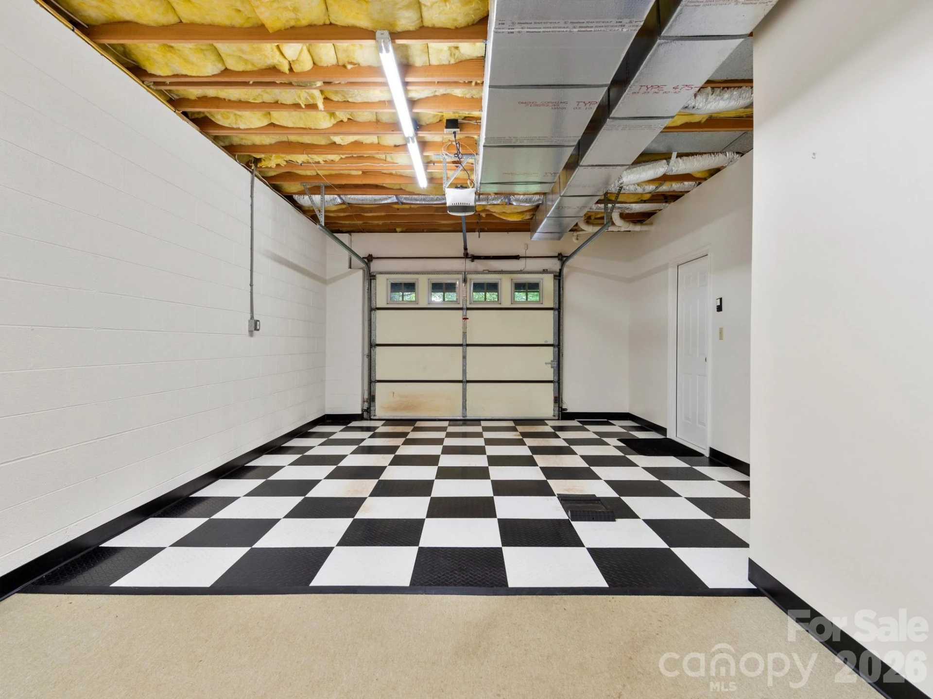 11 Robin Lane - Photo 32