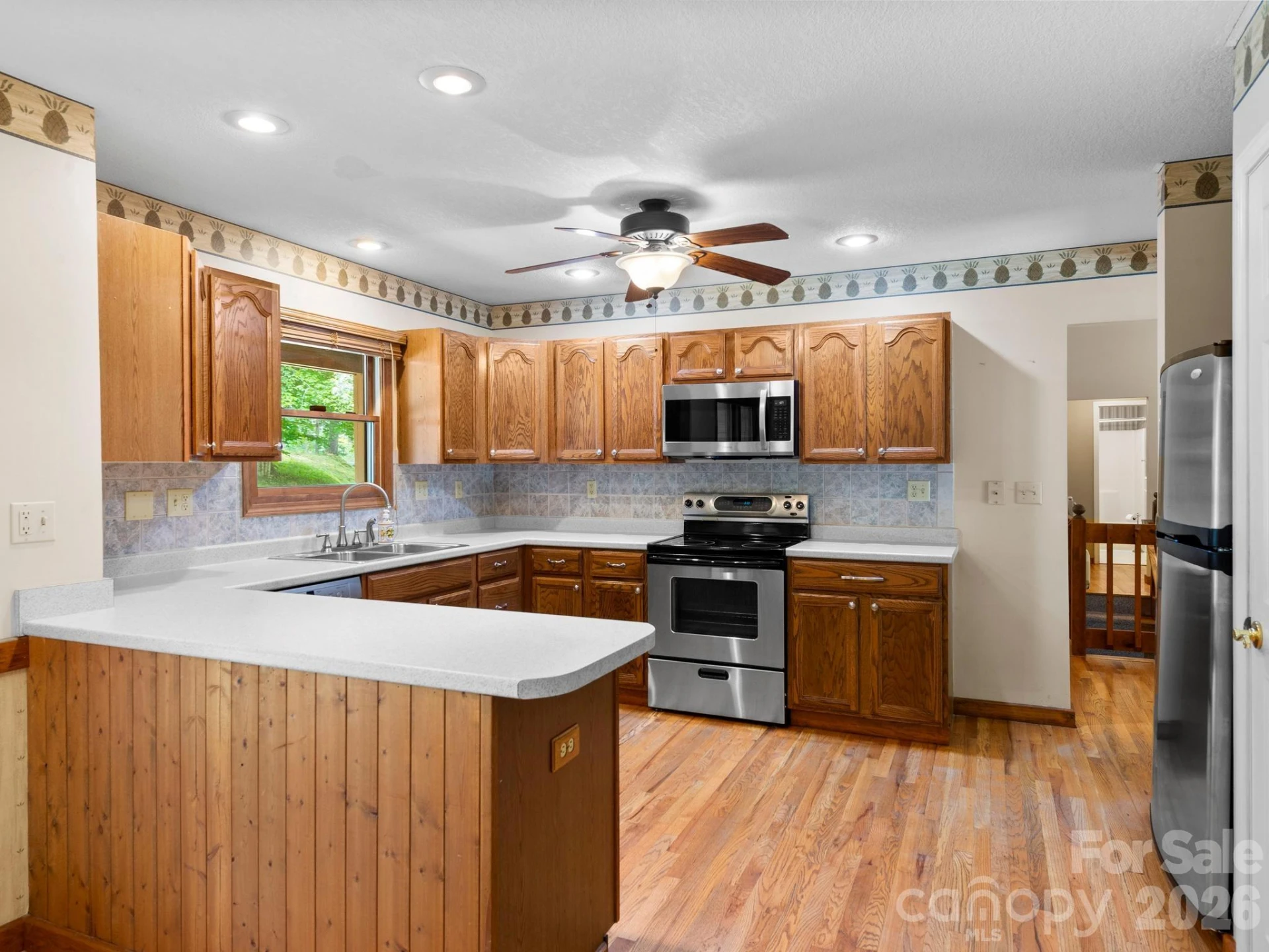 11 Robin Lane - Photo 10