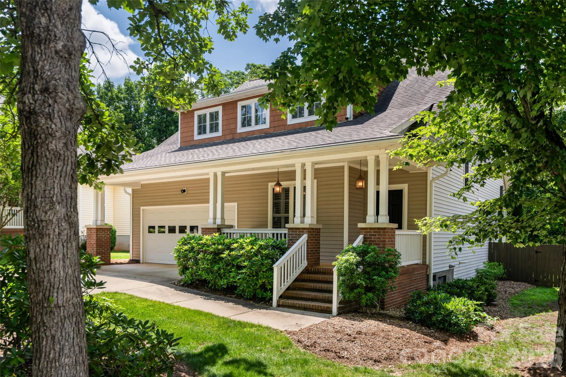 1328 Heathbrook Circle - Photo 2