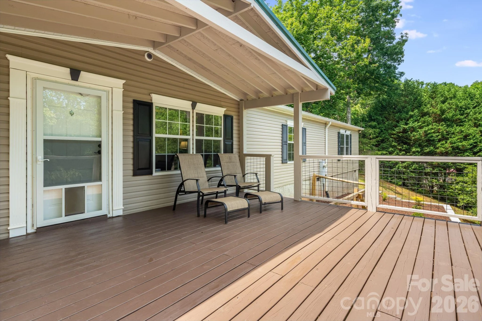 112 Reeves Road - Photo 3