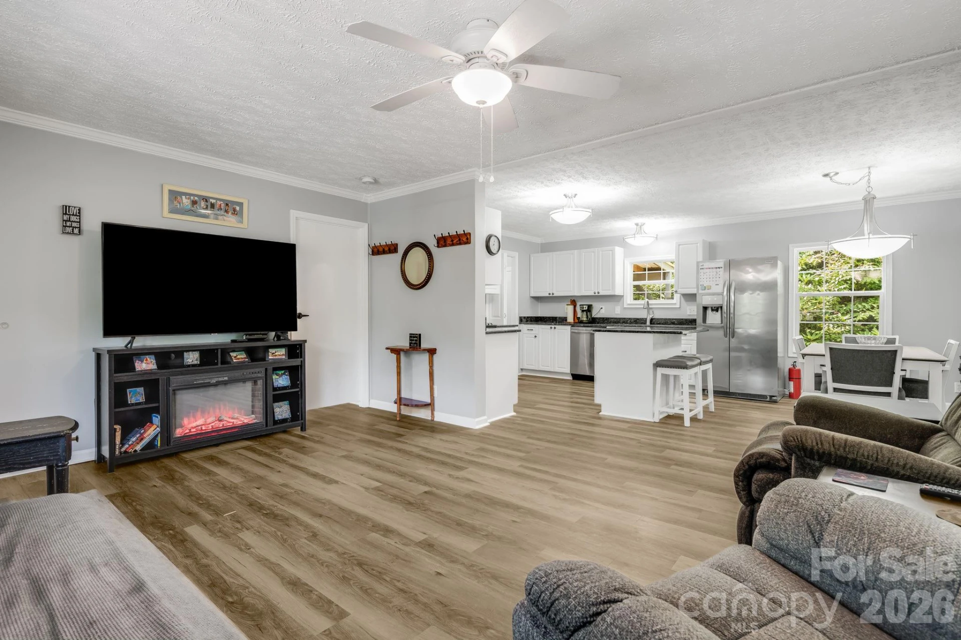 112 Reeves Road - Photo 5