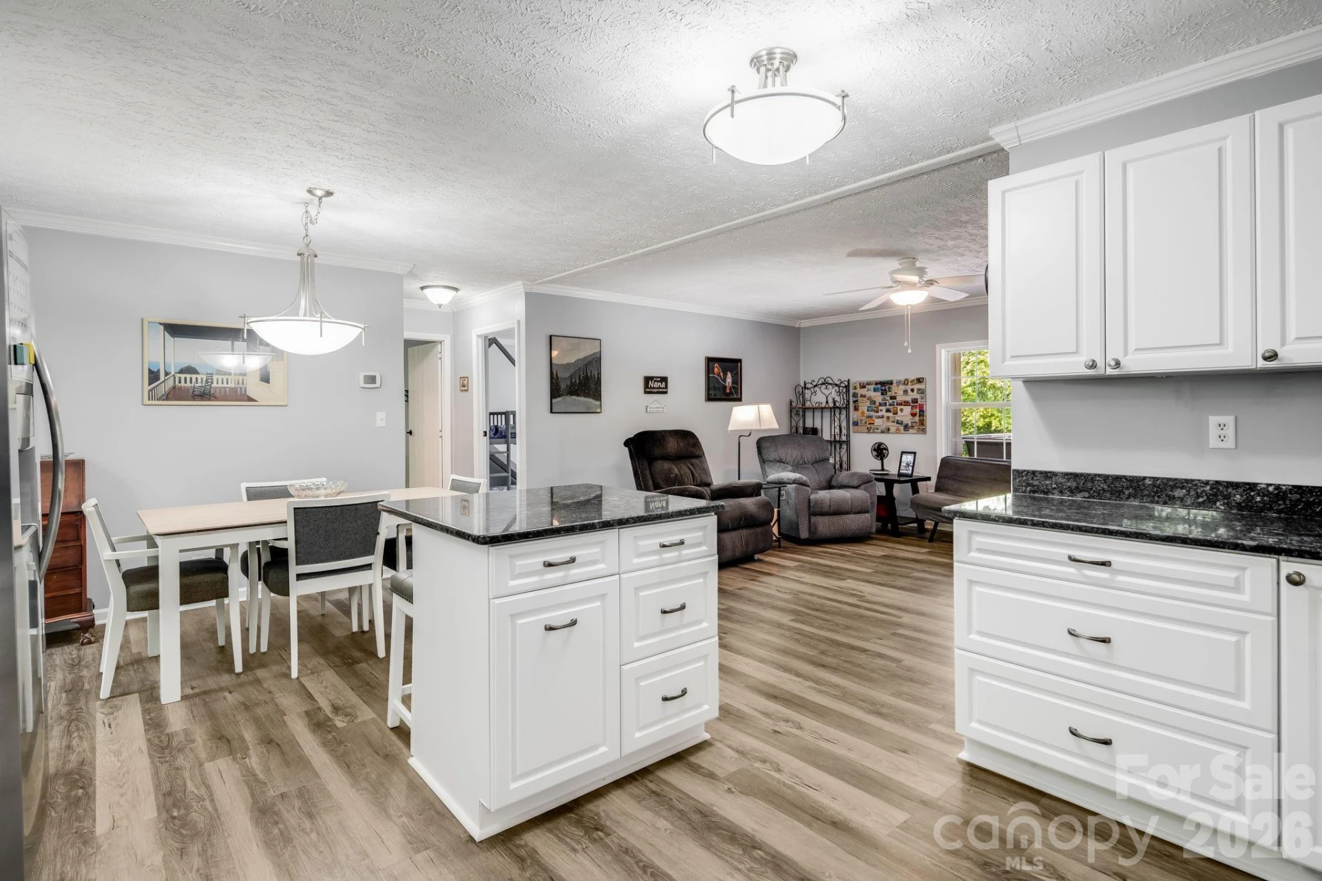 112 Reeves Road - Photo 9