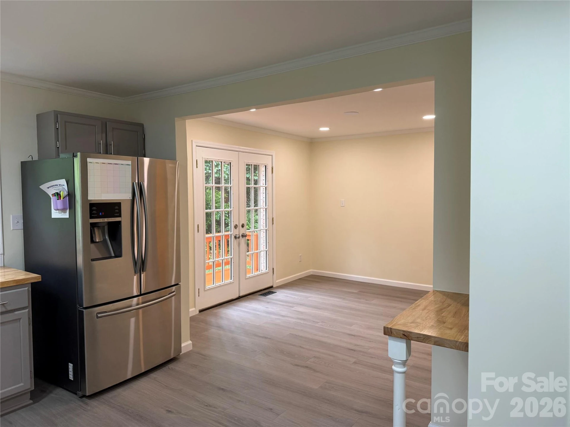 32 Mayfair Drive - Photo 11