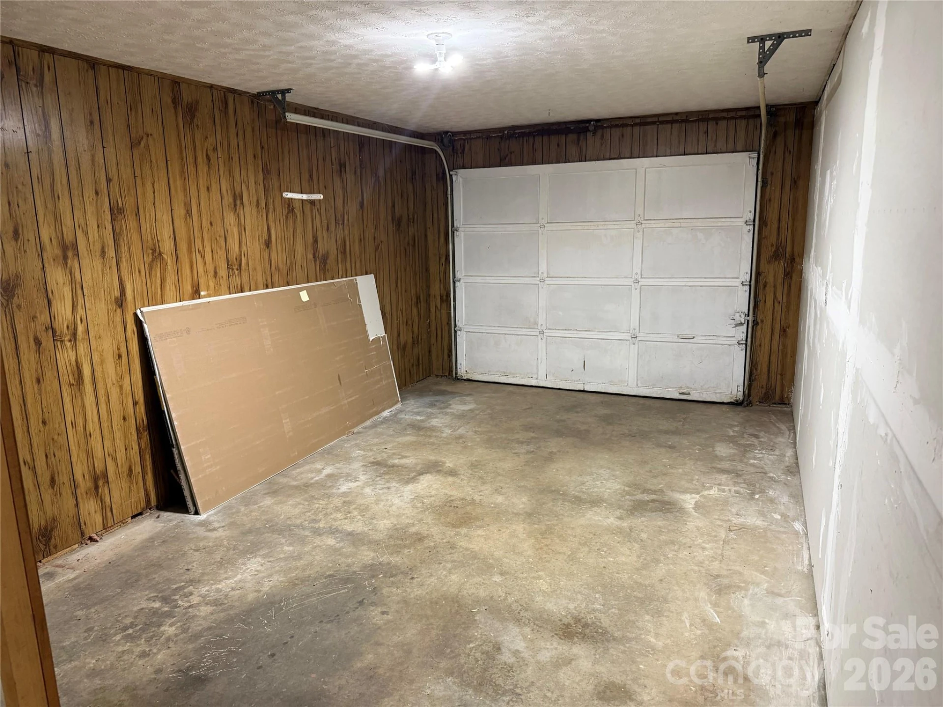32 Mayfair Drive - Photo 37