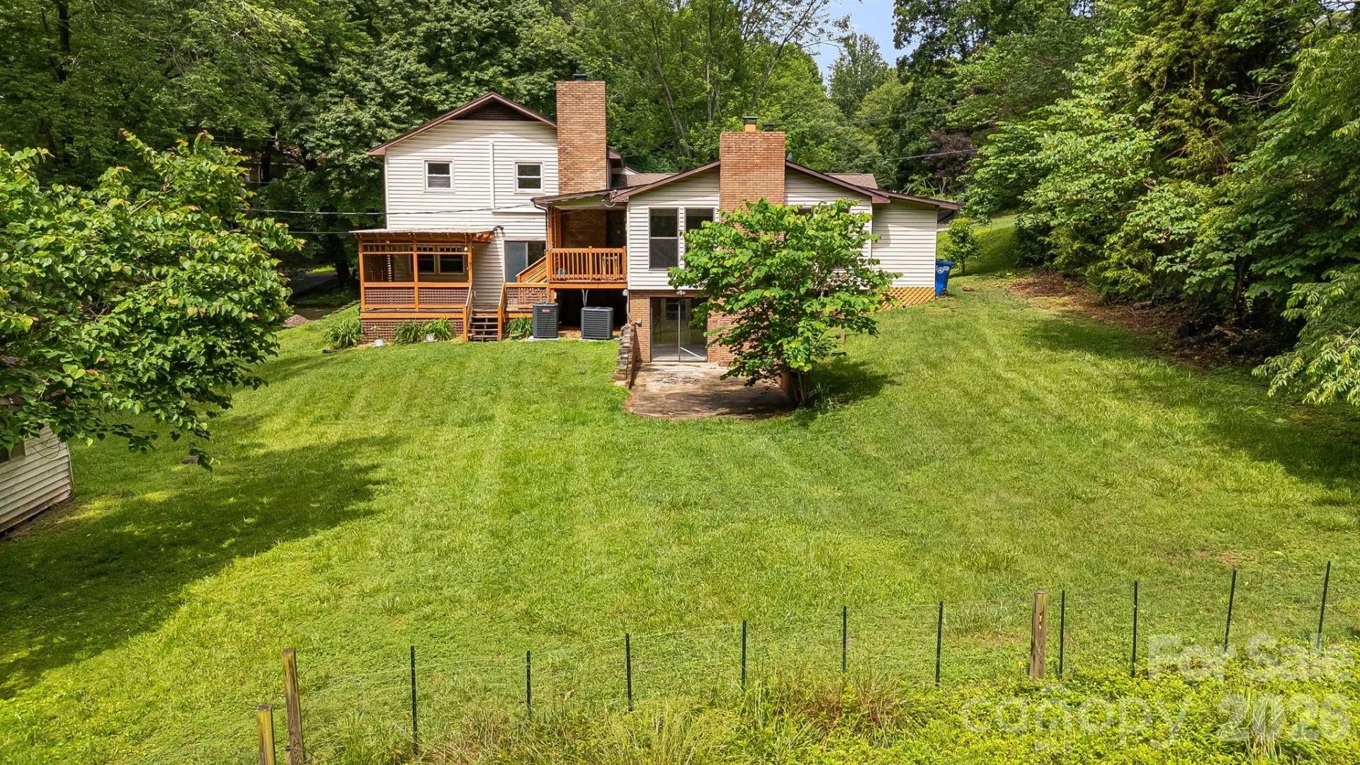 32 Mayfair Drive - Photo 6