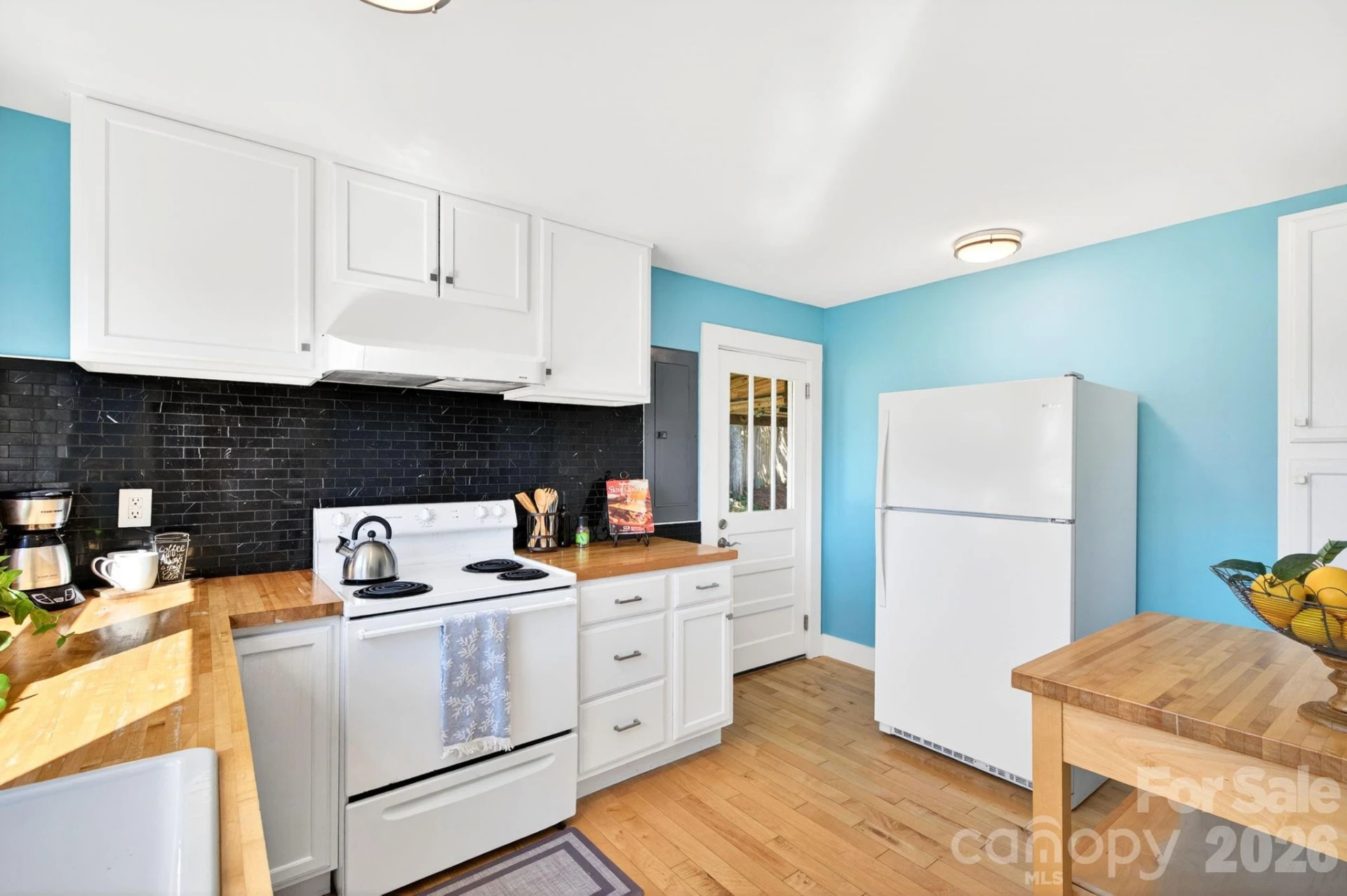 440V Carolina Avenue - Photo 27