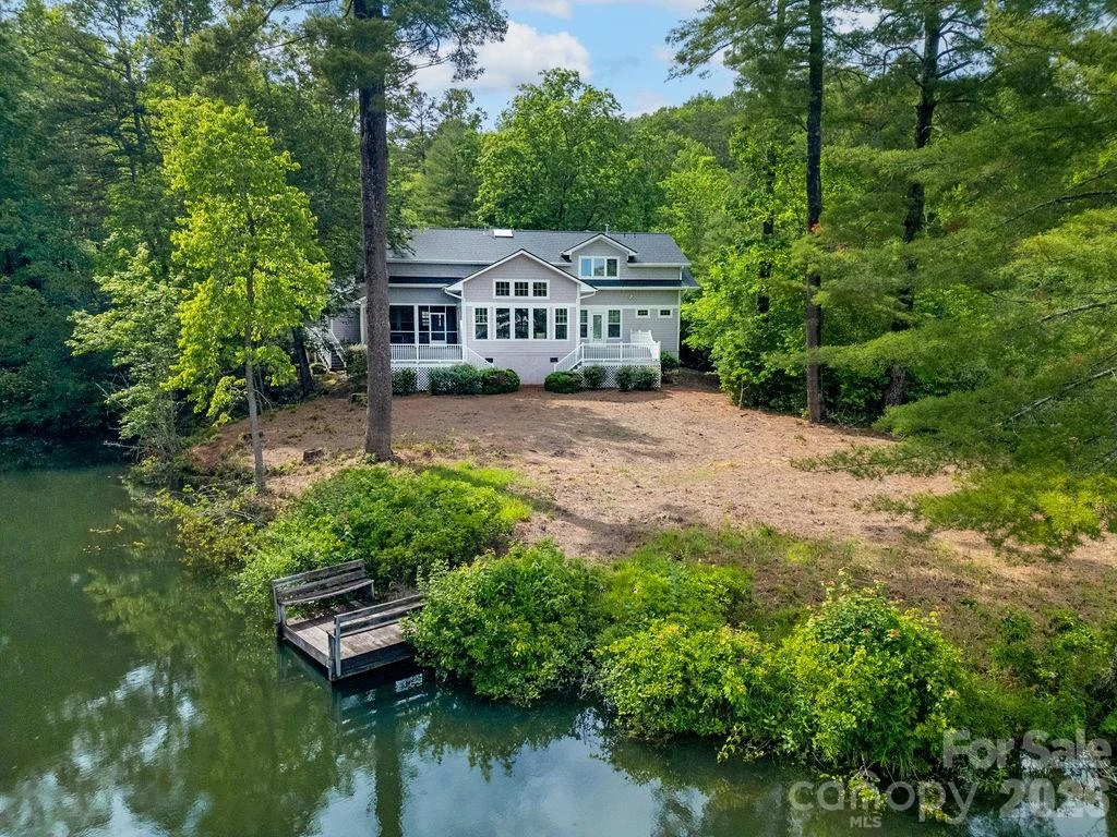 719 Deerlake Road - Photo 12