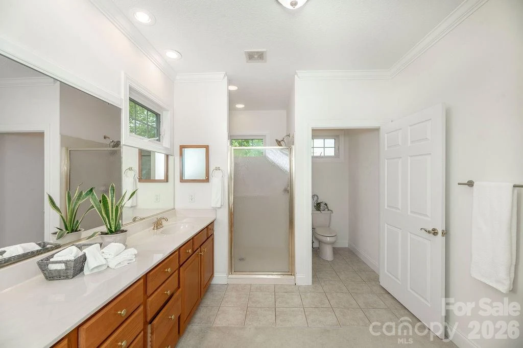 719 Deerlake Road - Photo 29