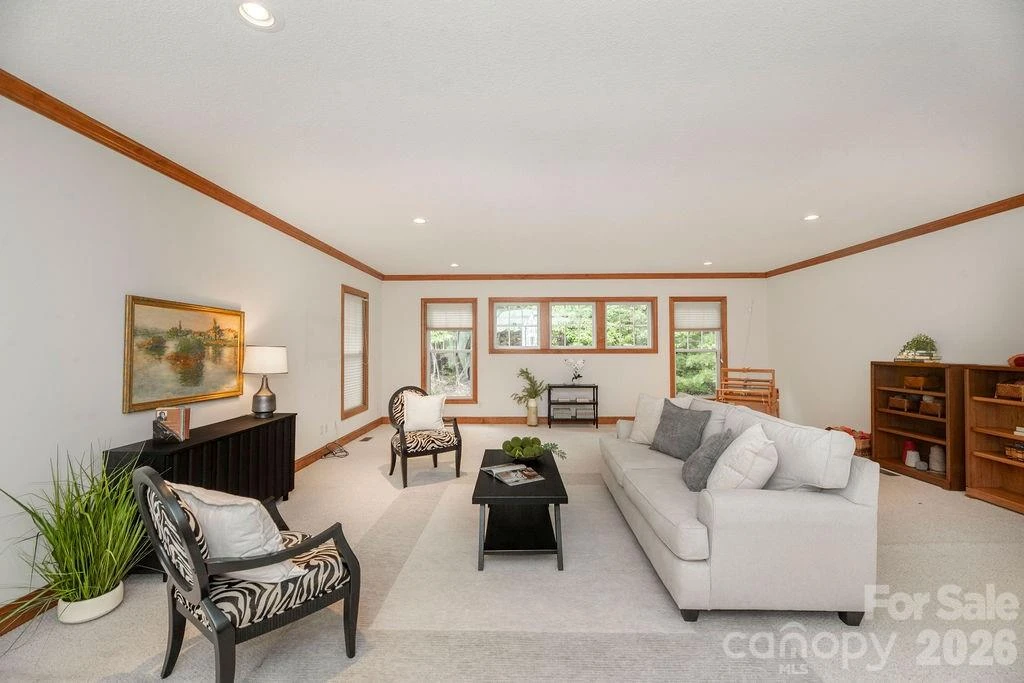 719 Deerlake Road - Photo 31