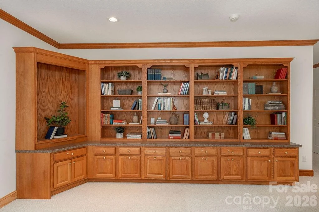 719 Deerlake Road - Photo 32
